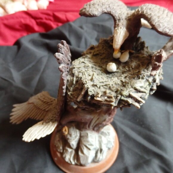 The Bradford Exchange “Winged Guardians” Bald Eagle Sculpture - Picture 6 of 9